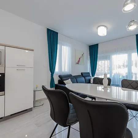 Luxury Morea Apartman