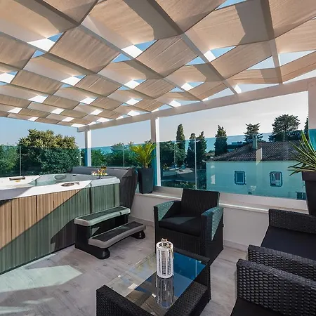 Luxury Morea Zára