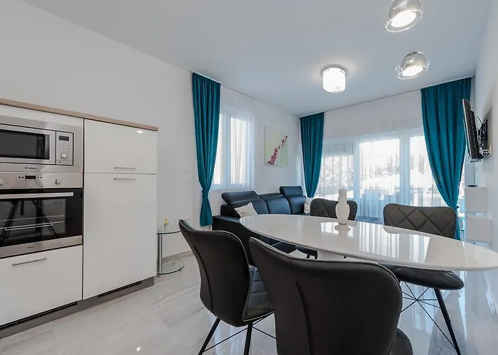 Luxury Morea Apartment