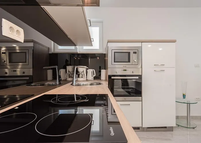 Luxury Morea Задар